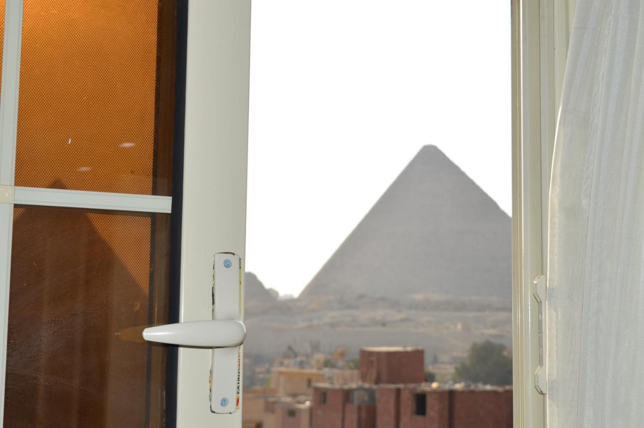Magic Golden Pyramids View Hotel Kafret el-Gabal Екстериор снимка