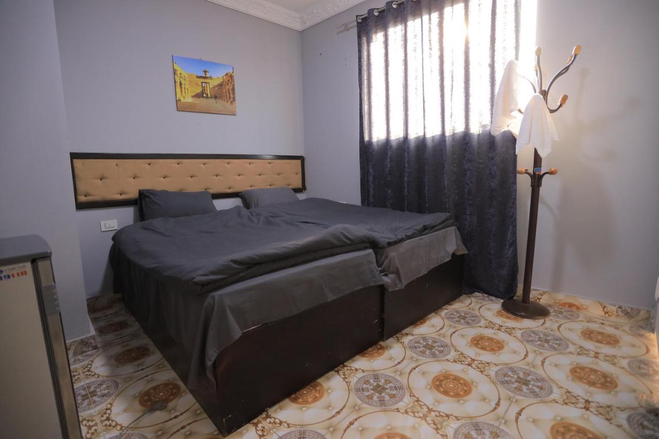 Magic Golden Pyramids View Hotel Kafret el-Gabal Екстериор снимка