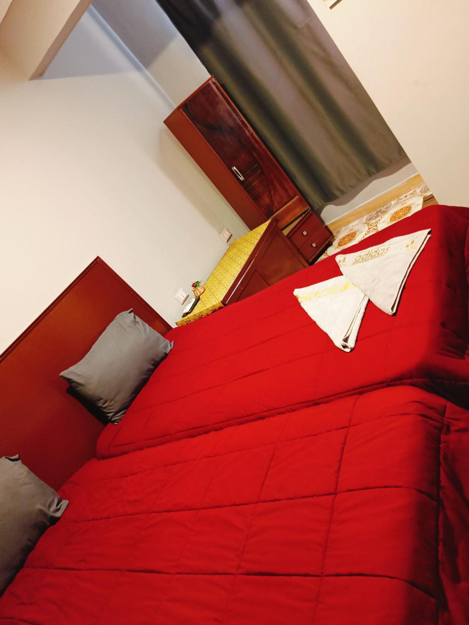 Magic Golden Pyramids View Hotel Kafret el-Gabal Екстериор снимка