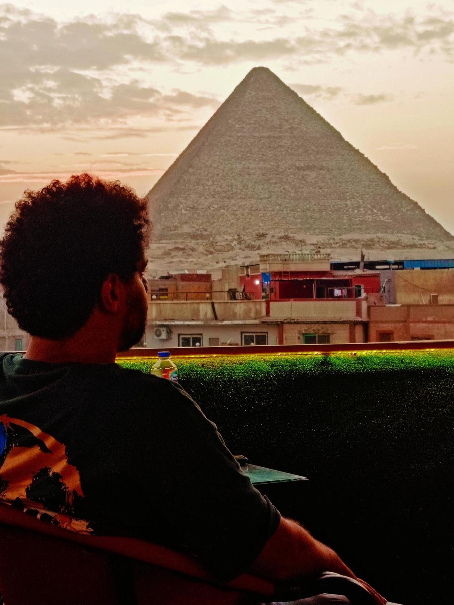 Magic Golden Pyramids View Hotel Kafret el-Gabal Екстериор снимка