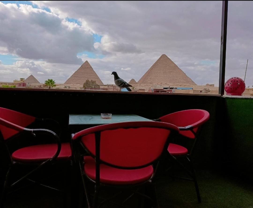 Magic Golden Pyramids View Hotel Kafret el-Gabal Екстериор снимка